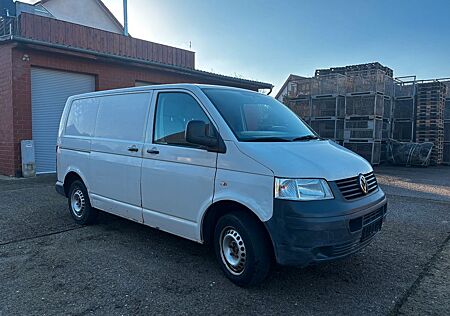 VW T5 Transporter Volkswagen 1.9 TDI