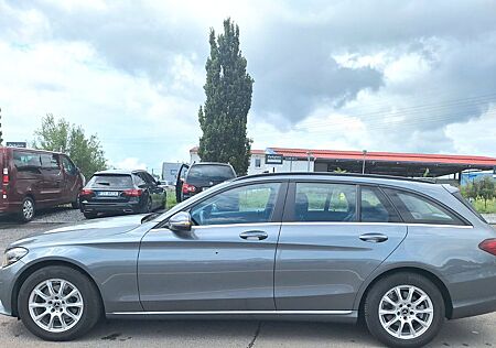 Mercedes-Benz C 180 *Navi*LED*Leder*SHZ*PDC+Cam