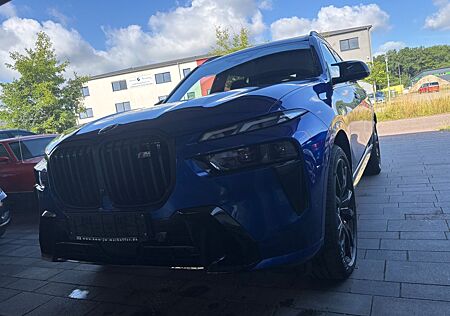 BMW X7 M60i MSportPro Individual marina blue