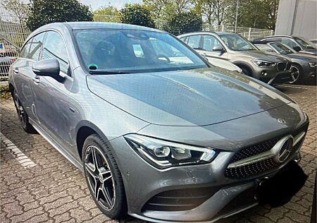 Mercedes-Benz CLA 250 Shooting Brake CLA 250 e Shooting Brake AMG Pano