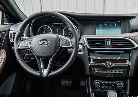 Infiniti QX30 2.2d DCT AWD Premium Tech Premium Tech