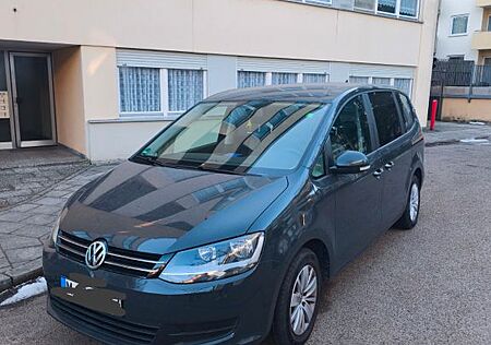 VW Sharan Volkswagen 2.0 TDI BlueMotion Technology Trendli...
