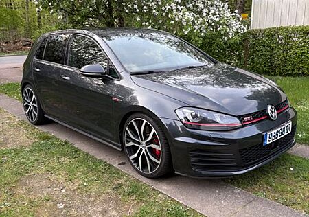 VW Golf Volkswagen 2.0 TSI DSG BMT GTI Performance GTI Per...