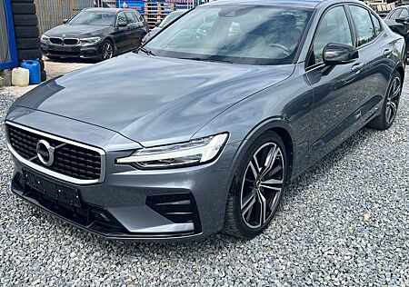 Volvo S60 Lim. R Design/Pano/ShZG/Cam/Sport/190PS/