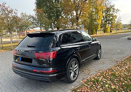 Audi Q7 S-Line_Q7 ultra 3.0 TDI_quattro tiptronic _ Anhä