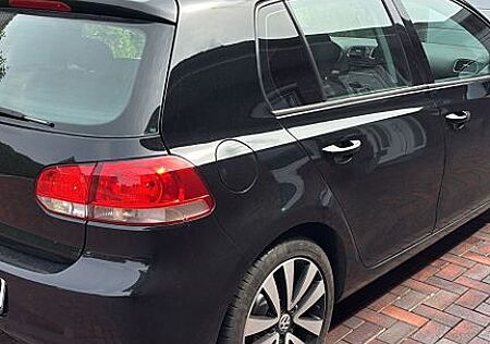 VW Golf Volkswagen 1.6 TDI BlueMotion BlueMotion