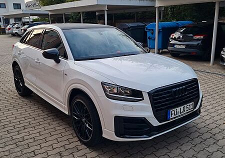 Audi Q2 35 TFSI S tronic sport sport