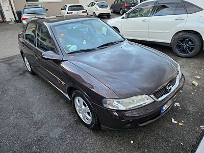Opel Vectra 1.6 16V Edition 2000