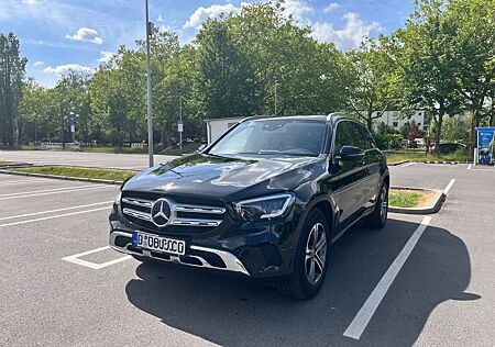 Mercedes-Benz GLC 220 d 4MATIC/HUD/Standhzg./LFW/PANO/ALARMANL