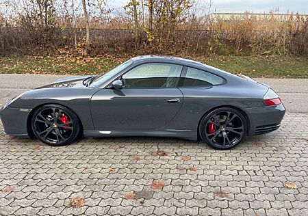 Porsche 996 Carrera 4S