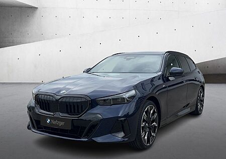 BMW 540 d xDrive Touring M Sport Alcantara Park-Assi
