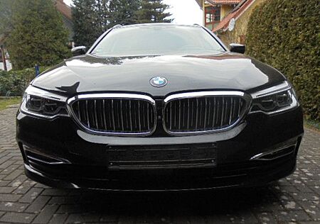 BMW 530 d Touring xDrive Luxury Line/Panodach,AHK