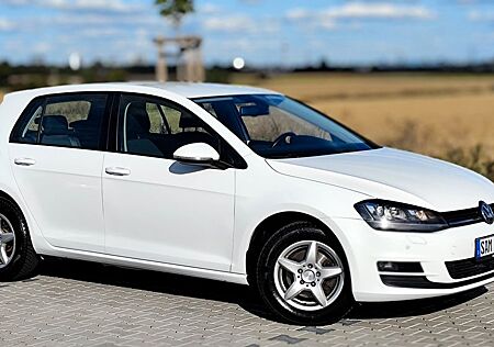 VW Golf Volkswagen 1.2 TSI BMT Comfortline Comfortline Top