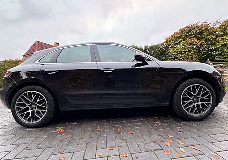 Porsche Macan S