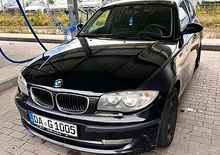 BMW 116i -E87