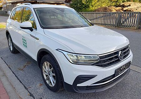 VW Tiguan gebraucht kaufen VW Tiguan Volkswagen 2.0 TDI Life 4Motion/FACELIFT/DSG/LED/ACC