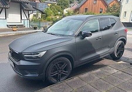 Volvo XC 40 XC40 T4 Momentum Geartronic Momentum