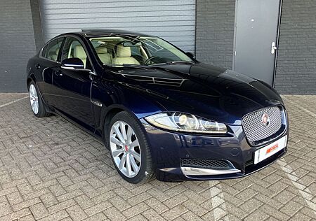 Jaguar XF 3.0D XENON-LEDER-AHK-SDACH