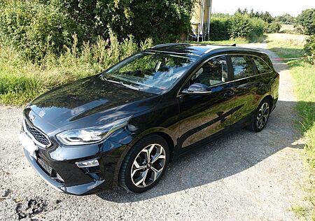 Kia Cee'd Sportswagon Spirit, JBL, AHK, Garantie, 8x