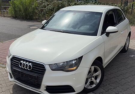 Audi A1 1.2 TFSI attraction * 1 Hand