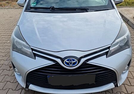 Toyota Yaris 1,5-l-VVT-i Hybrid CVT -