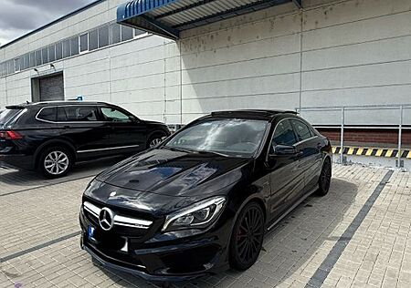 Mercedes-Benz CLA 45 AMG Mercedes-AMG CLA 45 4MATIC DCT Me...