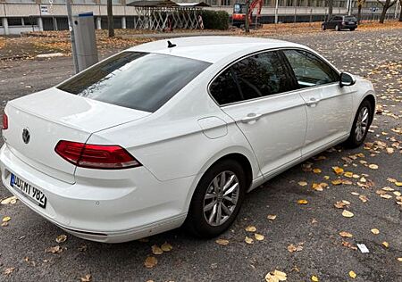 VW Passat gebraucht kaufen VW Passat Volkswagen 2.0 TDI Comfortline Comfortline