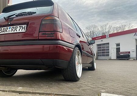 VW Golf Volkswagen 2.8 VR6 Automatik VR6