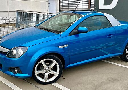 Opel Tigra TwinTop 1.8 Sport