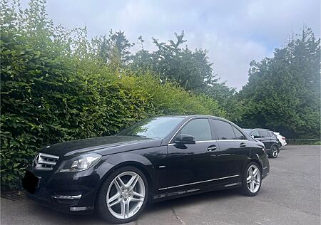 Mercedes-Benz C 180 BlueEFFICIENCY AVANTGARDE AVANTGARDE AMG L
