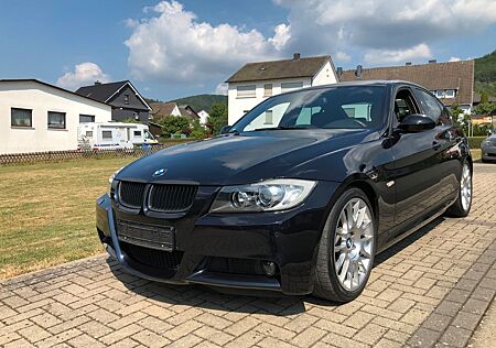 BMW 320si -