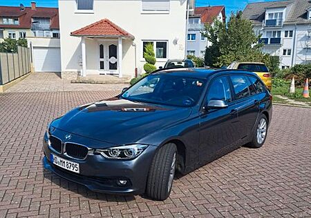 BMW 320i Touring Autom. , 70000km,TÜV,Inspektion neu