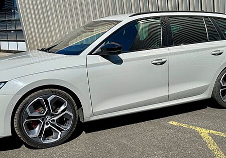 Skoda Octavia 2.0 TDI DSG RS Combi RS