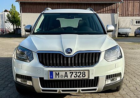 Skoda Yeti 2.0 TDI DSG 4x4 AHK Top Zustand - Checkheft