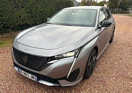 Peugeot 308 Hybrid 225 GT Pack