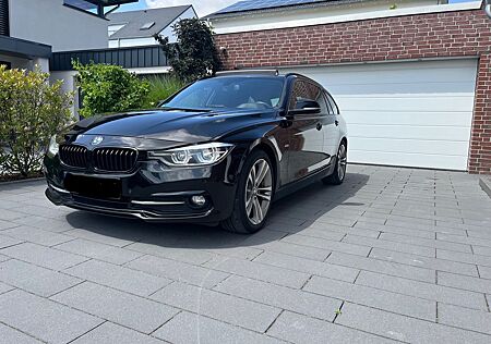 BMW 320d Efficient D. Touring Sport Line Pano