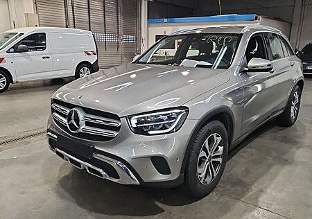 Mercedes-Benz GLC-Klasse GLC 200 4Matic**AHK+Kamera+Winter**
