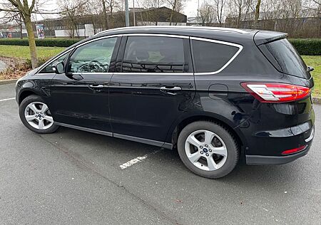 Ford S-Max 2,0 TDCi 150 PS Diesel 7-Sitzer