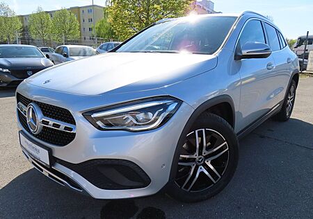 Mercedes-Benz GLA 200 d, Navi, LED, Kamera....