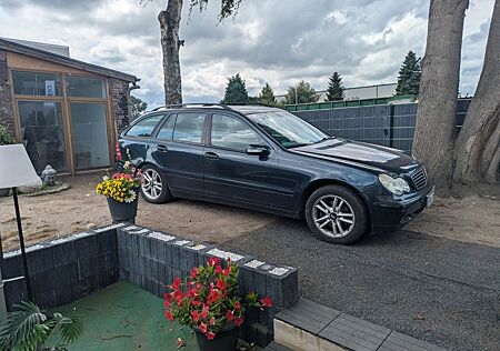 Mercedes-Benz C 180 T