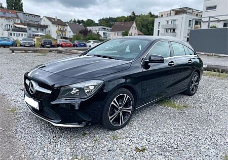 Mercedes-Benz CLA 200 Shooting Brake CLA 200 d 4MATIC DCT ...