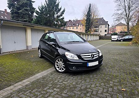 Mercedes-Benz B 200 Turbo * Automatik * Einparkhilfe