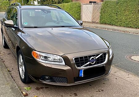 Volvo V70 Edition Pro - Gepflegter Zustand