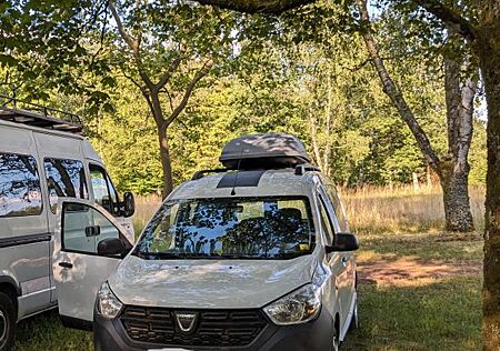 Dacia Dokker ausgeb. CAMPER