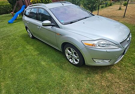 Ford Mondeo 2,0 Titanium Turnier TÜV NEU