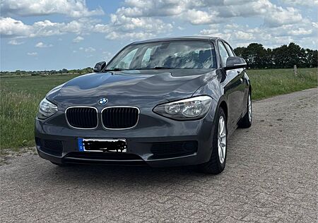 BMW 114i -