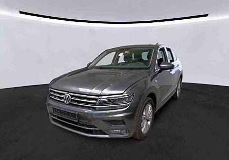 VW Tiguan Volkswagen DSG Highline BMT 4Motion AHK/Pano/Virtuel