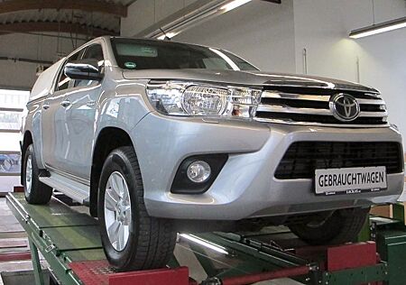 Toyota Hilux Double Cab Duty Comfort 4x4 Scheckheft !!!