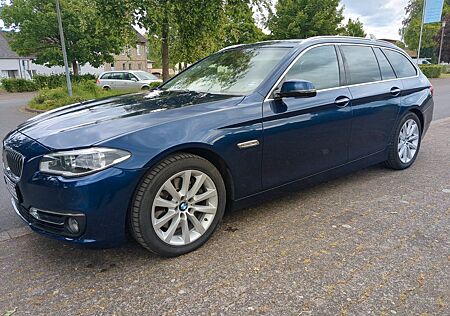BMW 535d xDrive Touring A Luxury