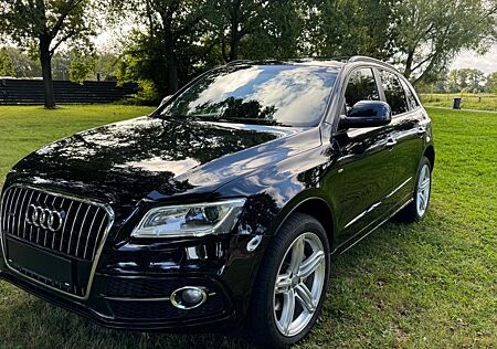 Audi Q5 3.0 TDI 3x S-Line Pano AHK Temp Kamera ST-HZ